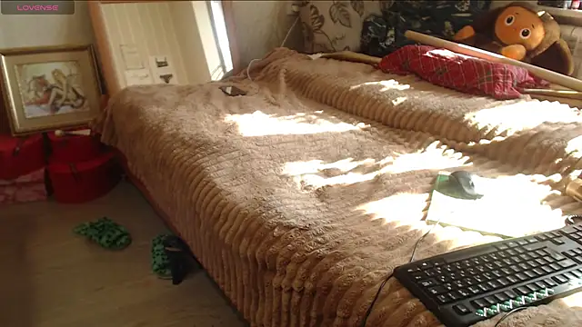 MystikLoly live sex cam