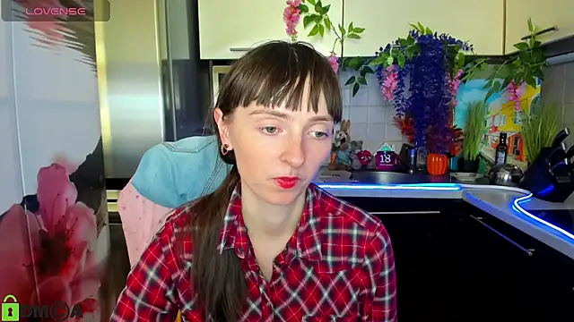 tayanajons - TayanaJons's free webcam