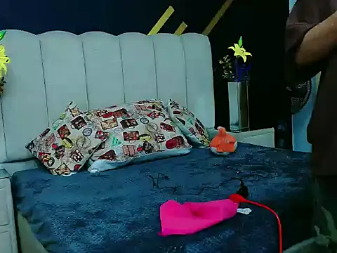 nikievanz - NikiEvanz's free webcam - UK Sex Cams