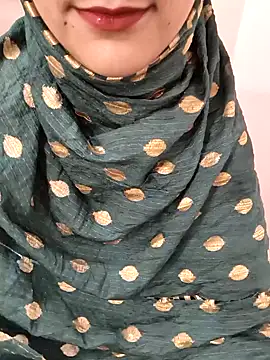 Webcam Model (Indian-Aleena)  is live.Free join now!