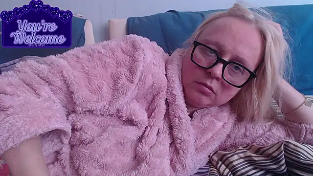 martachatte - Martachatte's free webcam - UK Sex Cams