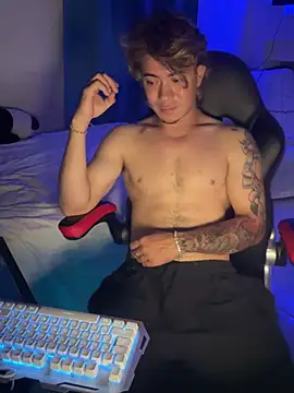 angellatinboy - AngelLatinBoy's free webcam - UK Sex Cams