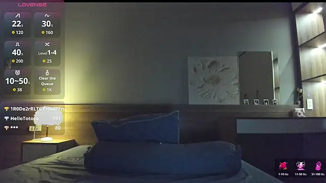 katyxgold (F young) - Ride a pillow + pussy play at the same t