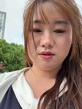 xixi_mm (F young) - 阳台 脱光衣服  让我国王控制 链接  喷水💦