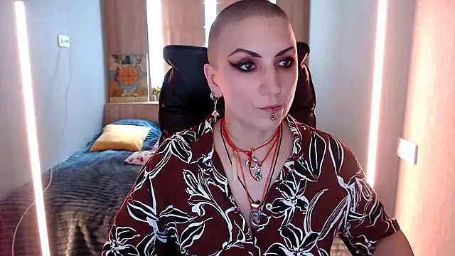 sweet-n-strong (F milf) - How often do you make mistakes:asking: