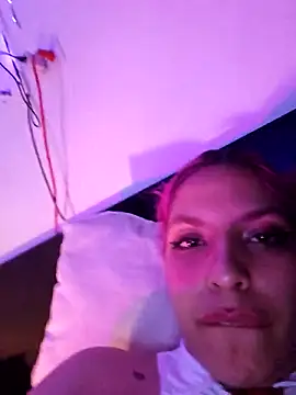 mystic_bloom_ - Mystic_Bloom_'s free webcam - UK Sex Cams