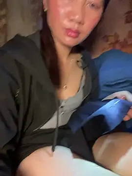 candy_baby01 (F milf) - Let's have fun together. Hapy day 🥰🥰