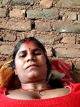 Webcam Model (Hot_di97)  is live.Free join now!