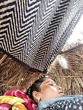 lodhi8080 - Lodhi8080's free webcam - UK Sex Cams