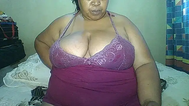 9voluptiustits (Ask my age) - help me buy toys