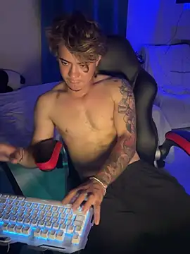 angellatinboy - AngelLatinBoy's free webcam - UK Sex Cams