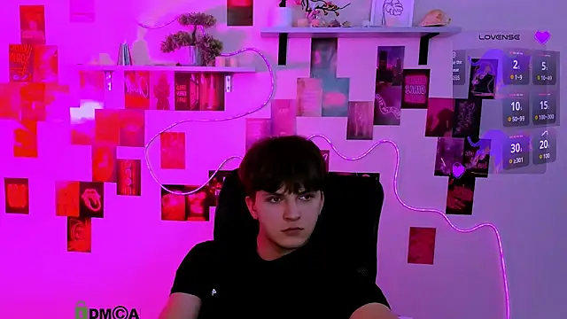 travis_wolf_ - Travis_wolf_'s free webcam - UK Sex Cams