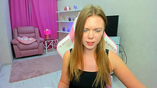 strawberrye - Strawberrye's free webcam