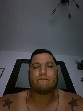 hotb0y18 - HOTB0Y18's free webcam - UK Sex Cams