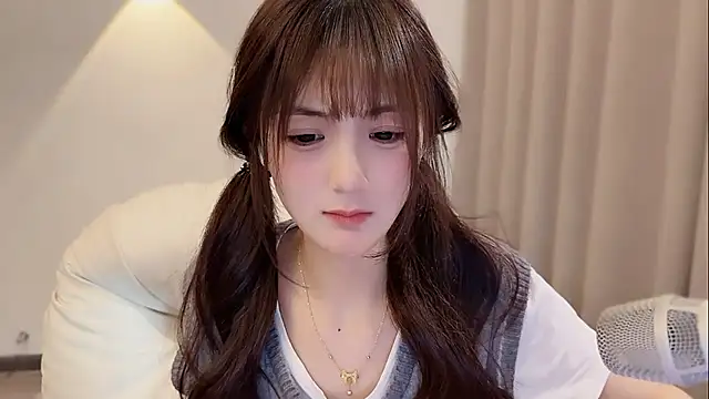 美女LH7在线直播