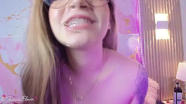 JessicaElowin webcam