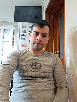 hornny1995 - Hornny1995's free webcam - UK Sex Cams