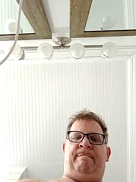 j83560jason (M mature) - Your  choice