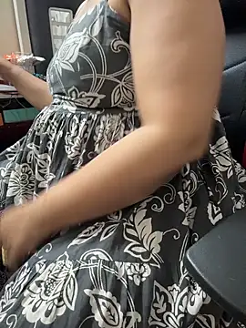 roasted_peanut webcam