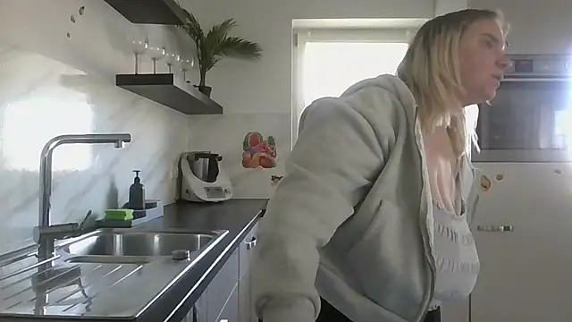 MinchenBienchen98 webcam