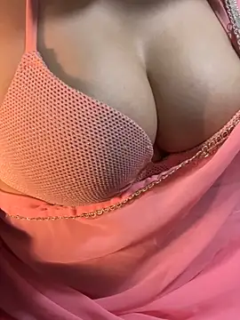 miss-Riya-001002 webcam