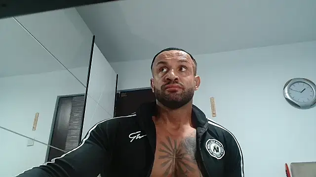 Magnificmuscles89 webcam