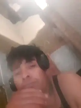 Elcabezhupas97 webcam