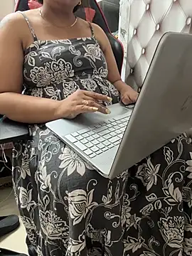 roasted_peanut webcam