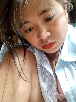 miumiu_sexy2x webcam