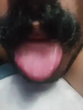 MidnightFlirtX webcam