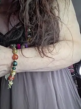 GypsyEsmeralda webcam