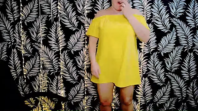 Olivia_playful webcam