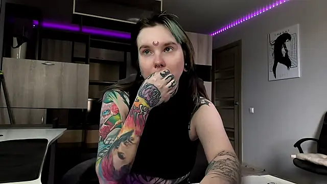 HighelikeGirl webcam