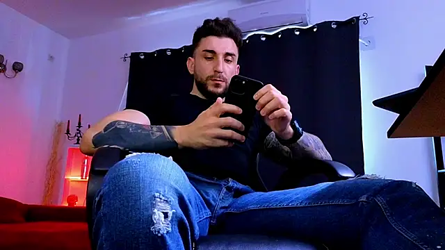 mightyaaron66 (M young) - 𖤐🔥 parTy Time ,House parTy  !  💨𖤐