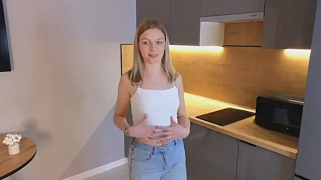 CynthiaaStone webcam