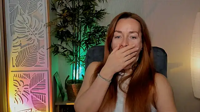 RebeccaMartinez webcam