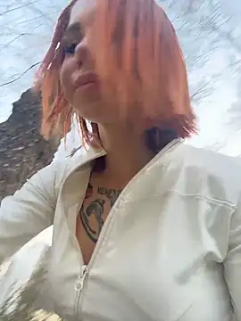 rosiesecret - RosieSecret's free webcam - UK Sex Cams