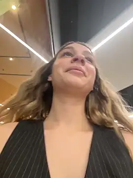 sashacatt (F young) - Masturbation completely naked 🍒