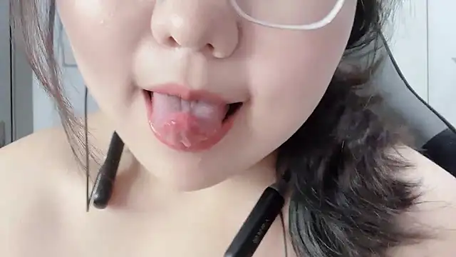 美女Susu-36E在线直播