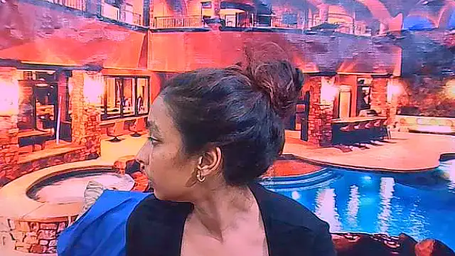 IndianSexyButt webcam