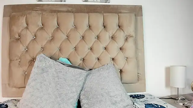 Emily_Castano webcam