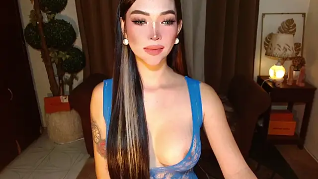 MouthWatering_Ayesha webcam