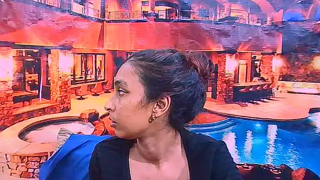 IndianSexyButt webcam