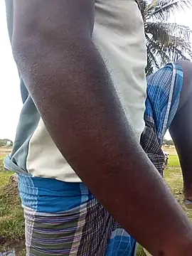 dolphiinn (M young) - ✨ 🦚 🐐 Outdoor Naked 🐐✨🦚🦚🦚🐐🐐