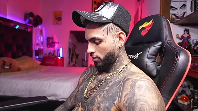 logan_hugh8 - Logan_hugh8's free webcam - UK Sex Cams