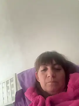 butterfly8385 - Butterfly8385's free webcam - UK Sex Cams