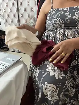 roasted_peanut webcam