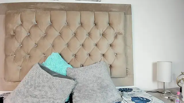 Emily_Castano webcam