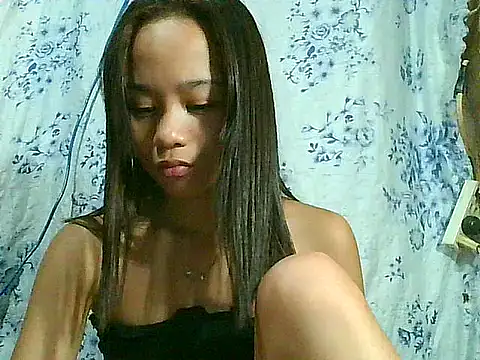 Asianpinay_Skinny1818 webcam