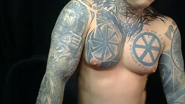 devilwithtats - DevilWithTats's free webcam - UK Sex Cams